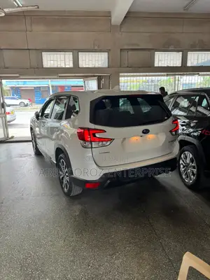Subaru Forester 2018 White