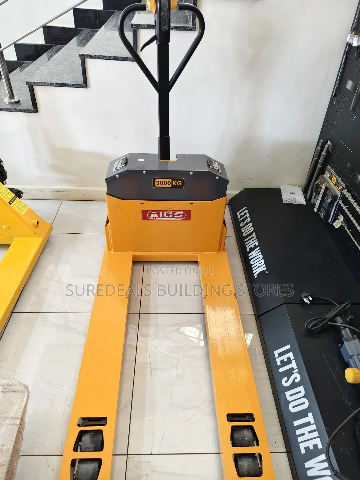 3000 Kg Capacity Semi-Electric Pallet Truck