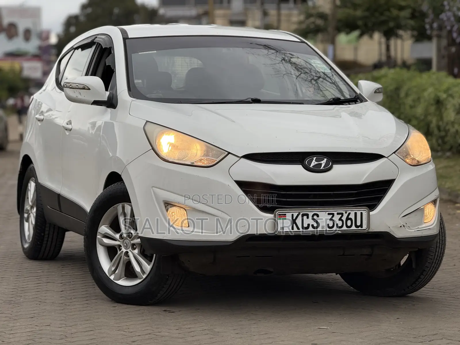 Hyundai Tucson Limited AWD 2011 White