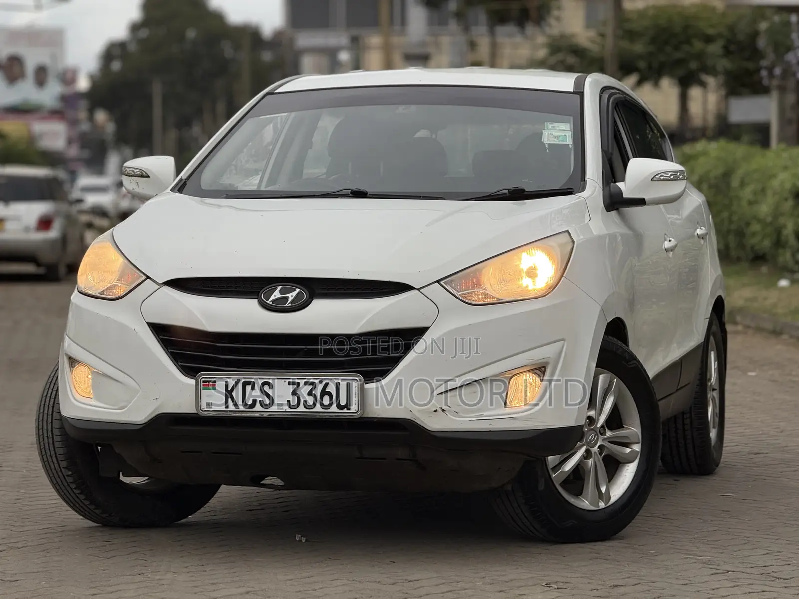 Hyundai Tucson Limited AWD 2011 White