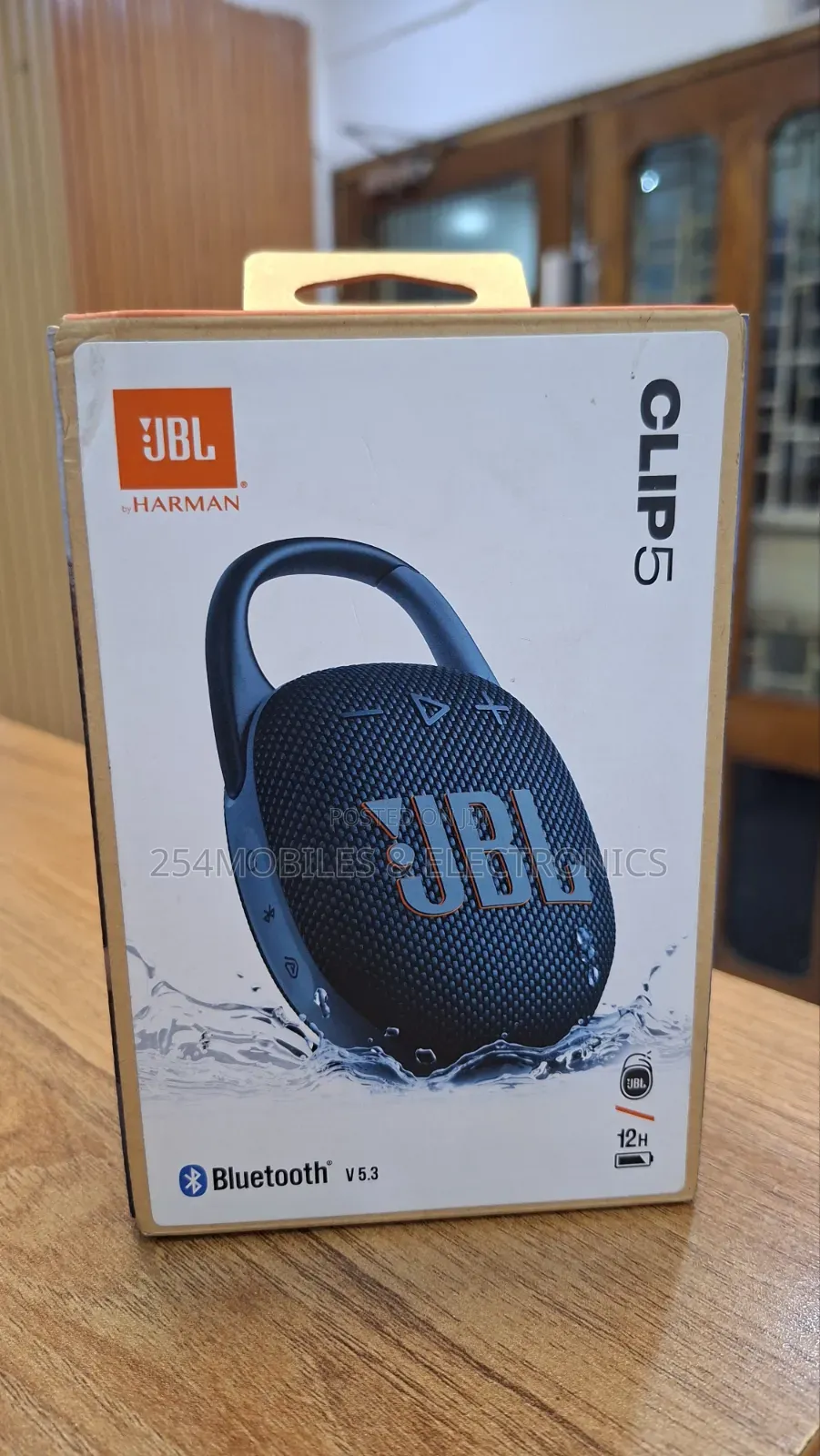 JBL Clip5 Bluetooth Portable Waterproof Speaker, 7w