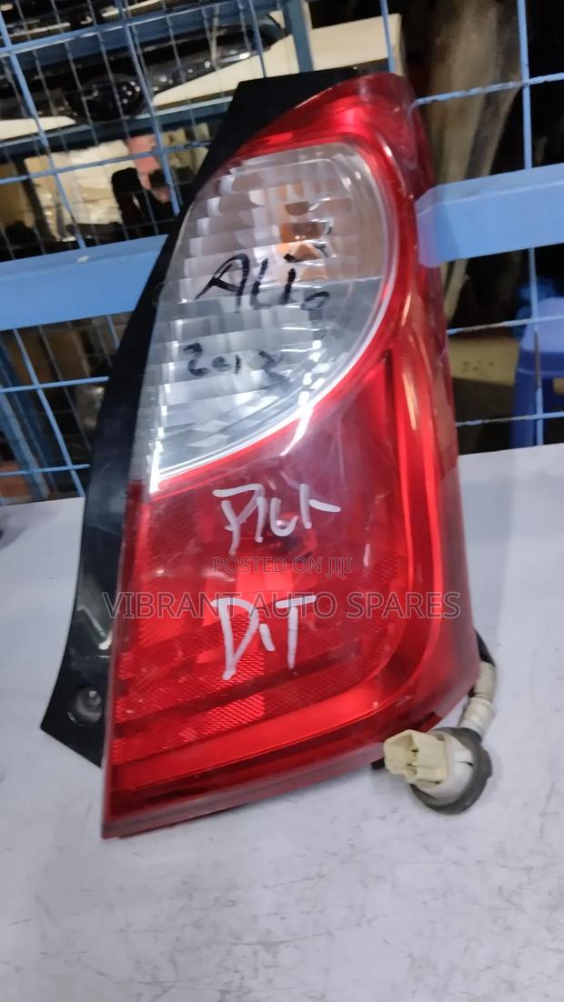 Suzuki Alto Taillights