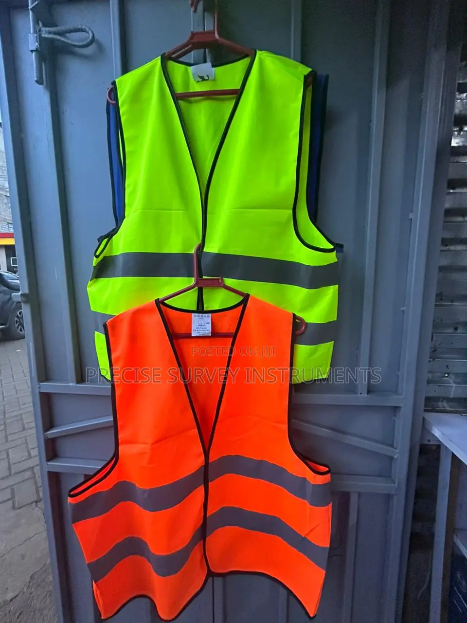 Reflective Safety Vest For Surveyors And Engineers