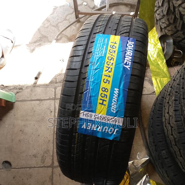 Nissan March Stock Tyres