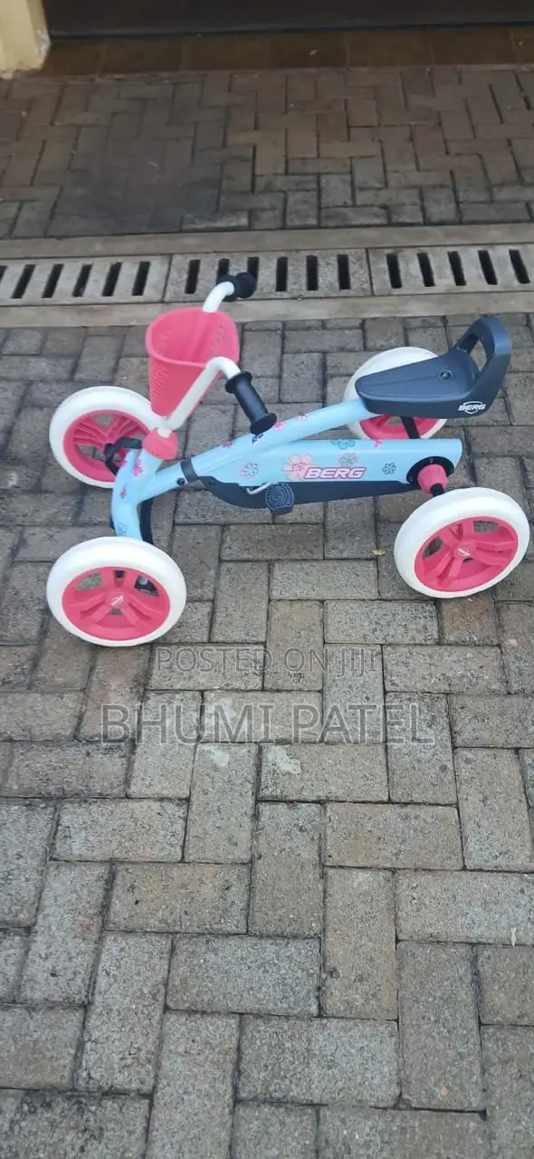 Berg Buzzy Bloom Bike