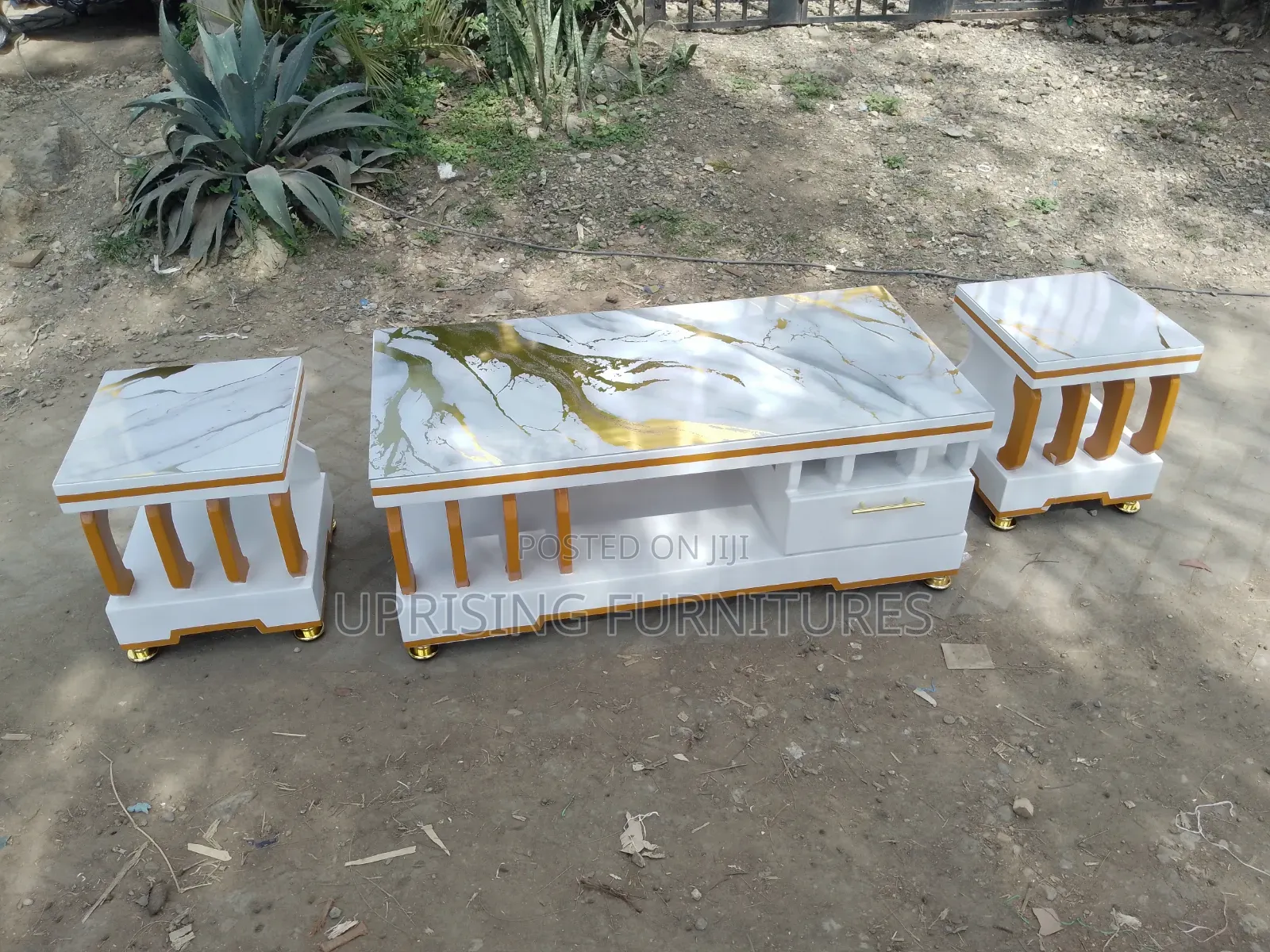 Coffee Table White Gold Marble Tops With 2 Stools