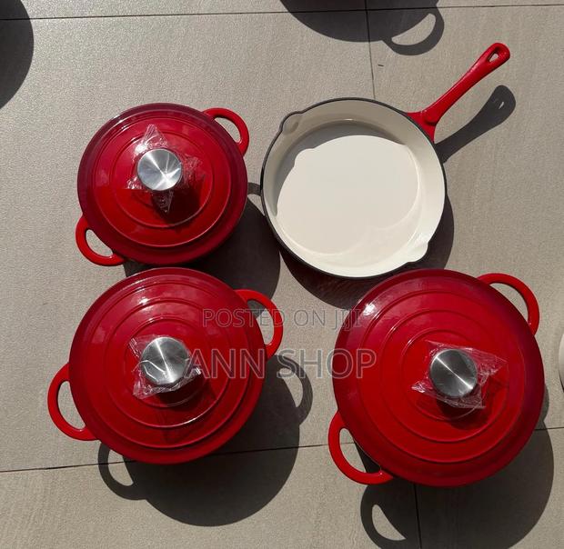 7 Pieces Cast Iron Pots