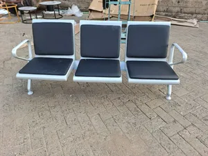 Padded Heavy Duty Link Waiting Seat