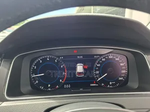 Volkswagen Golf 2019 Silver