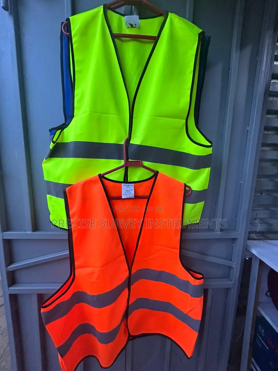 Reflective Safety Garment For Construction Crews