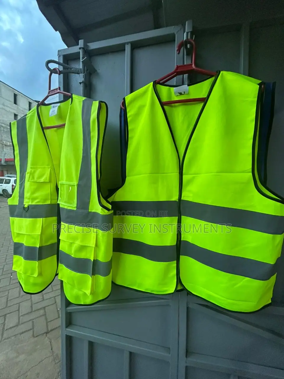 Lightweight Reflective Vest For Site Inspections