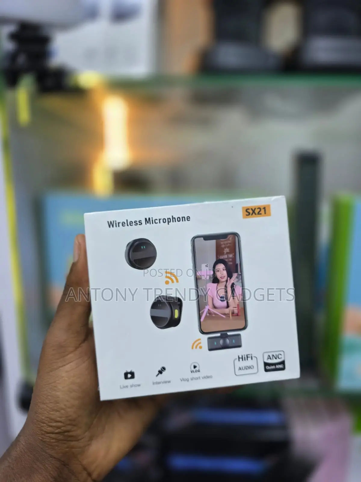 Sx21 Wireless Clip-on Microphone for Live Streaming Videos