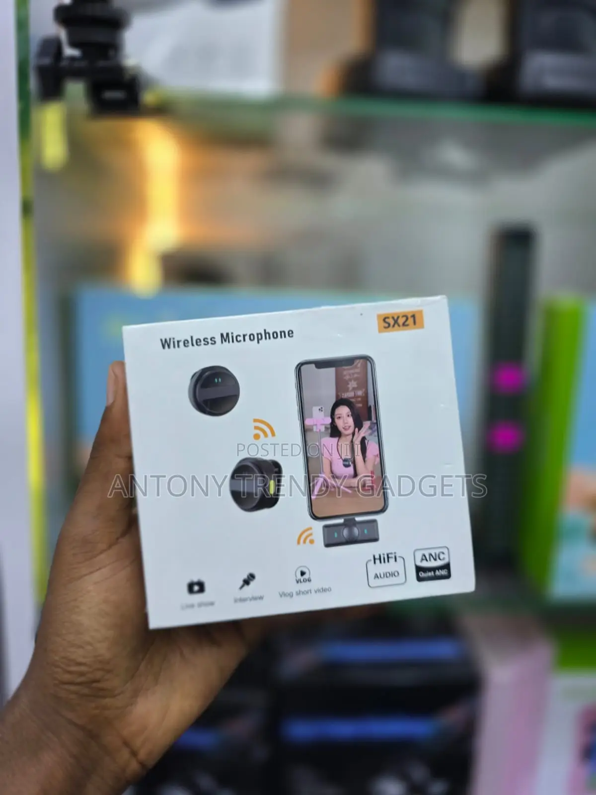 Sx21 Wireless Clip-on Microphone for Live Streaming Videos