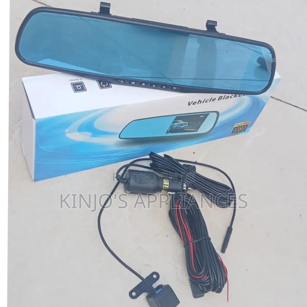 Black Box DVR 2 Lens on Touch L208