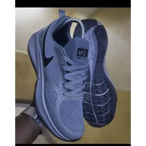 Nike Zoom Sneakers