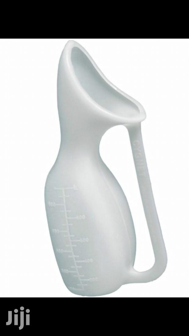 Urine Bottle - thumbnail 3