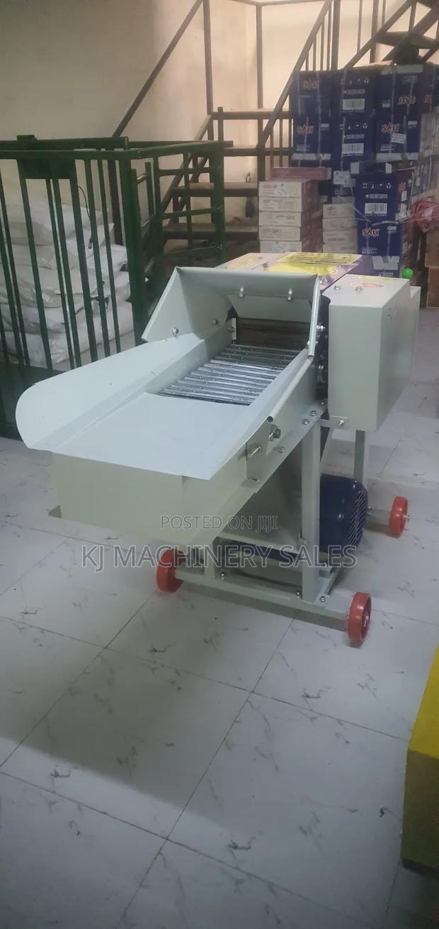 High Speed Feed Choper With 5.5hp Motor - thumbnail 2
