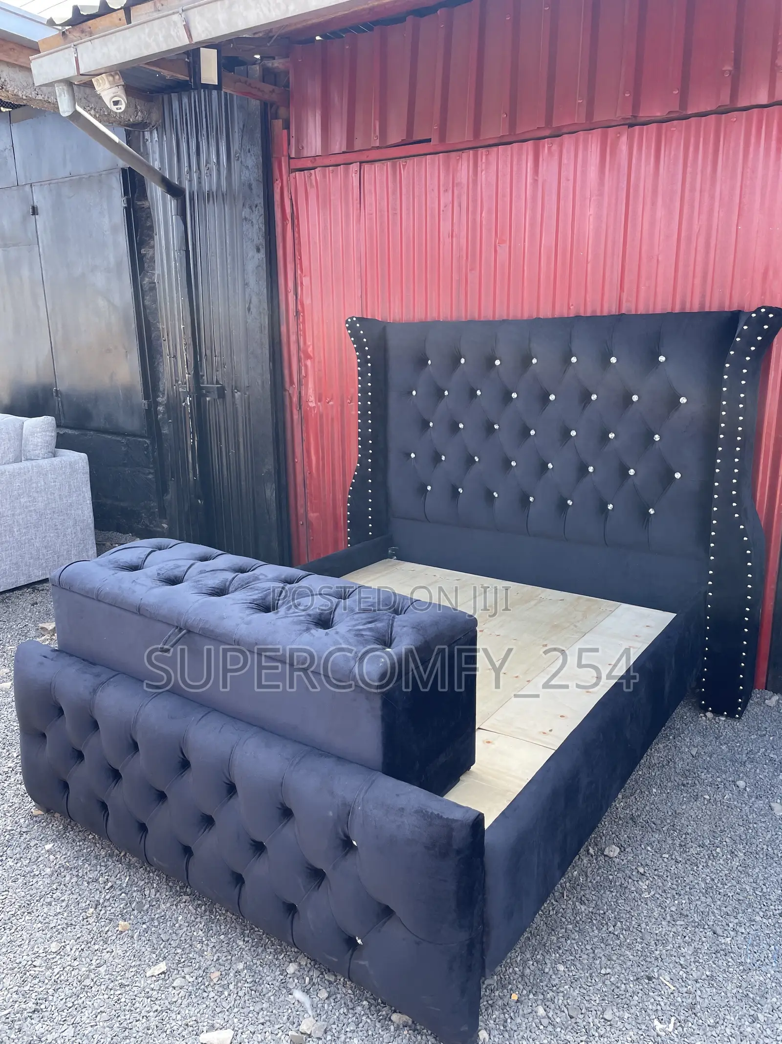 Modern Tufted Beds