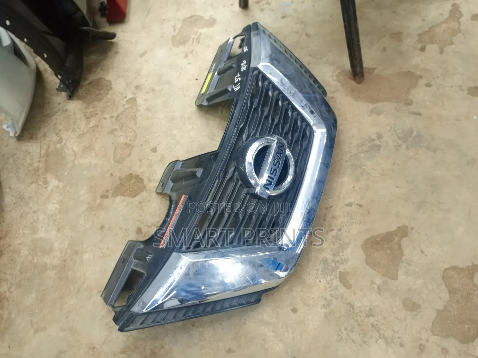 Nissan Roque Grill 2017 - 2020