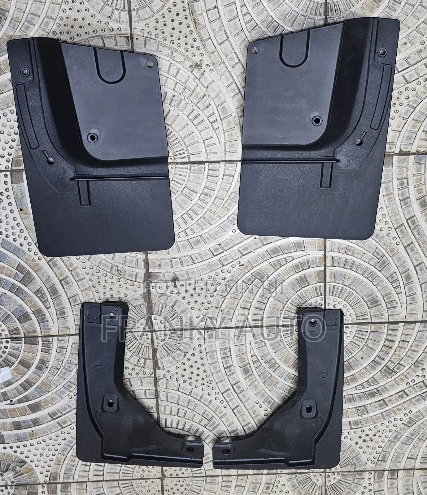 Mudflaps Original Hiace 7l/9l