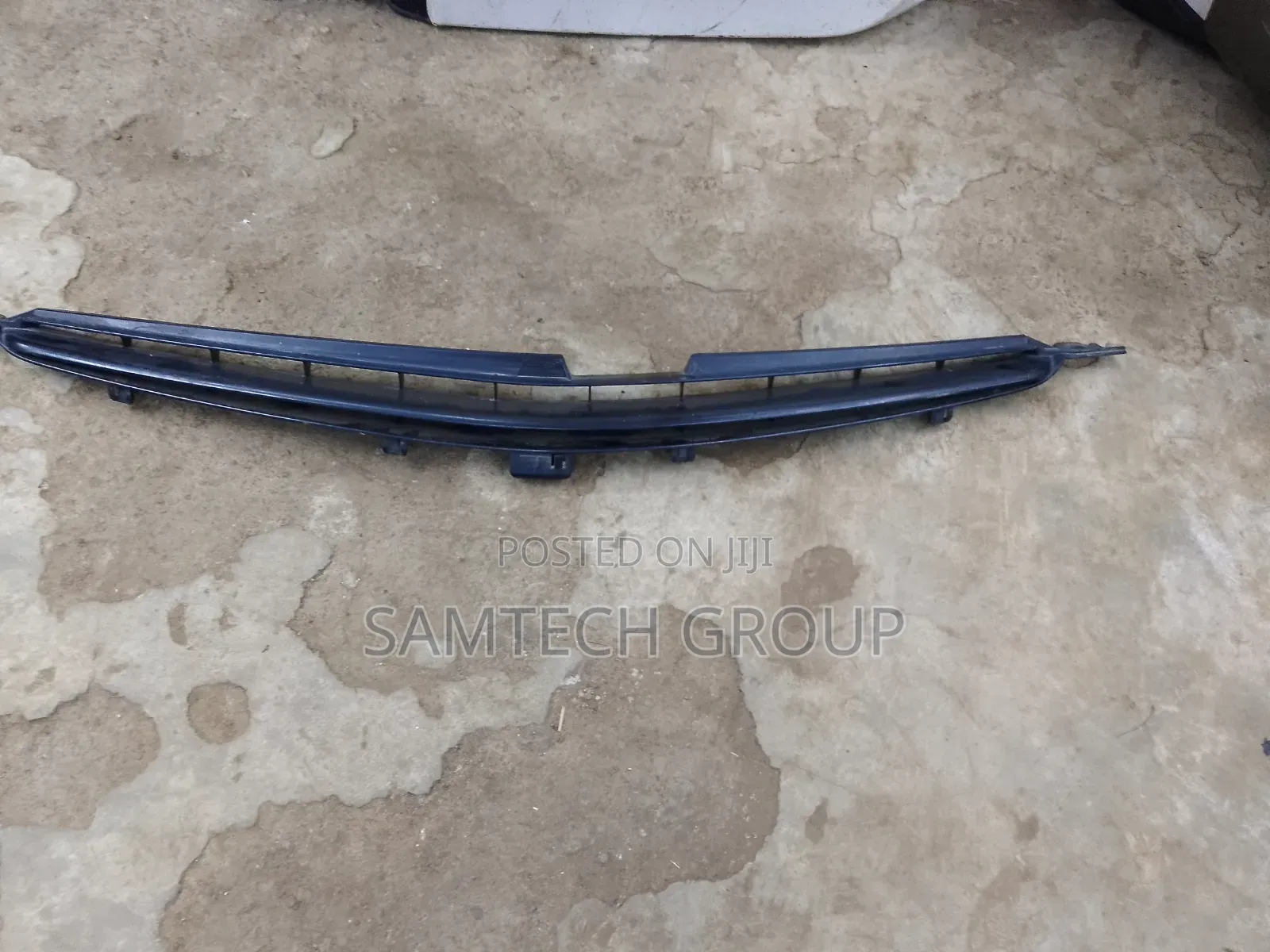 Toyota Wish Front Grill 2005 Model