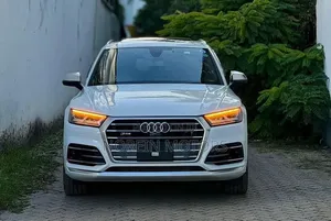 Audi SQ5 3.0T Premium Plus AWD 2019 Off white