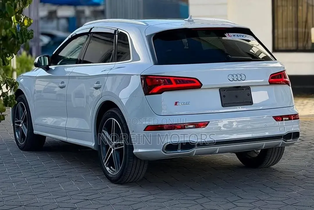 Audi SQ5 3.0T Premium Plus AWD 2019 Off white