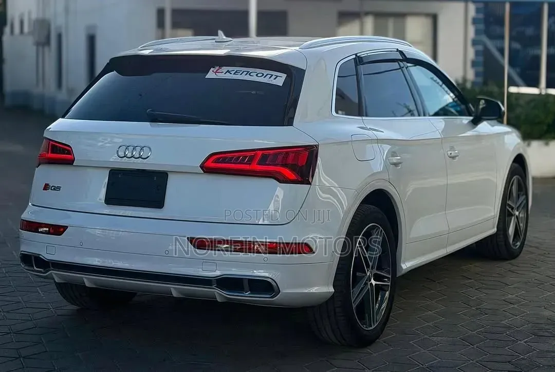 Audi SQ5 3.0T Premium Plus AWD 2019 Off white