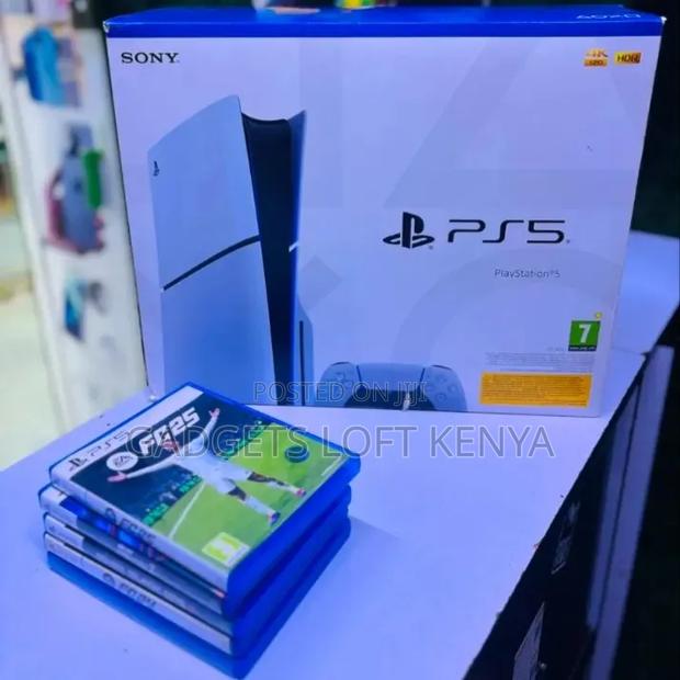 Playstation 5 Slim - thumbnail 2