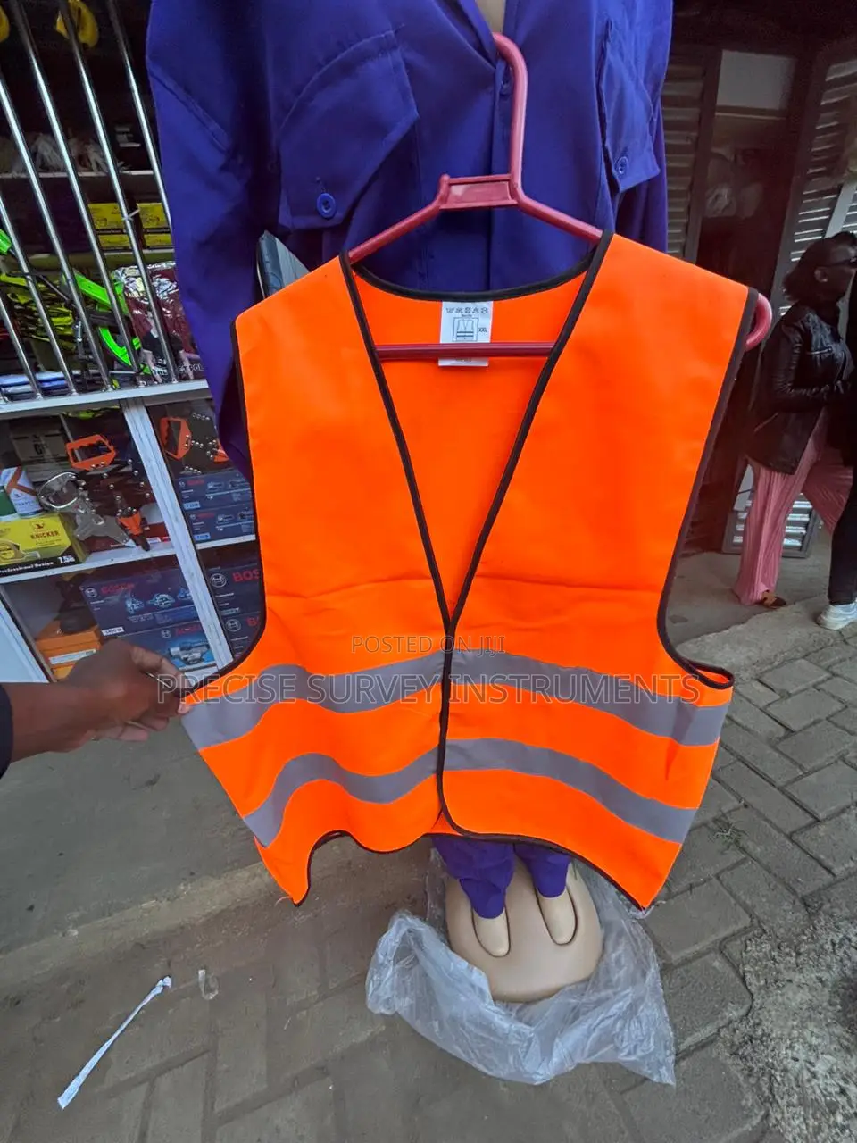 Reflective Safety Vest For Engineers And Technicians