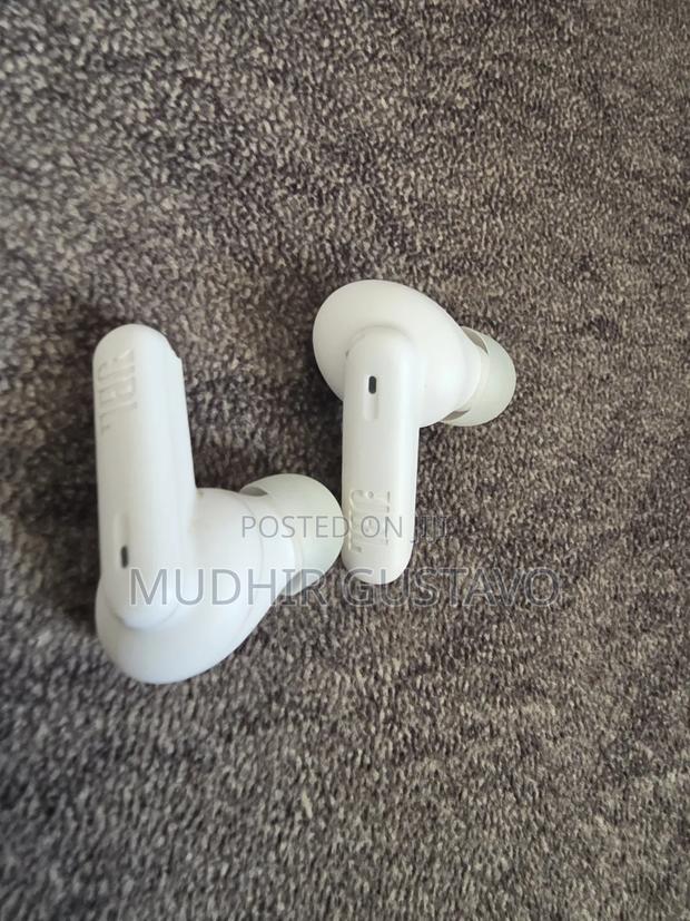 White JBL Wave Beam Earbuds - thumbnail 3