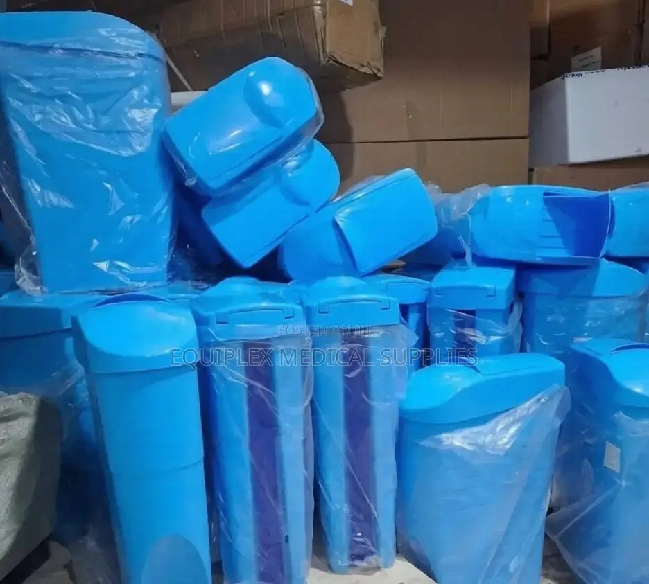 Quality 18l Hospital Sanitary Bins (Blue or White, Pedal Operated)