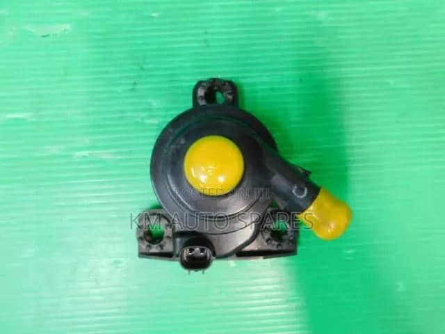 Toyota 2az Hybrid Inverter Coolant Water Pump.
