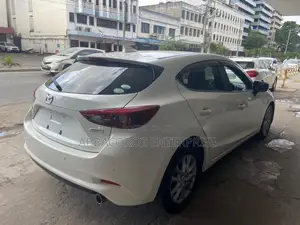 Mazda Axela 2018 White