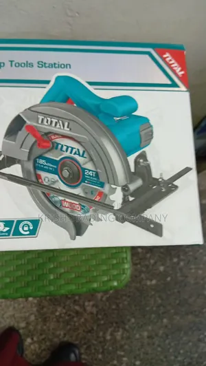 Total 1200w Industrial Circular Saw