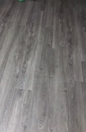 Vinyl Wood Look Carpet – Durable Flooring for Homes and Businesses