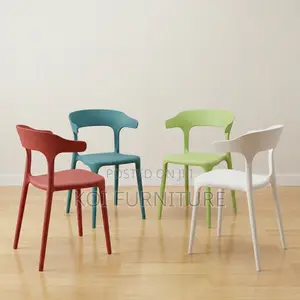 Dining Chair : Urban Bistro Plastic Chai