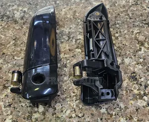 Outer Door Handle Hiace Black 7l/9l