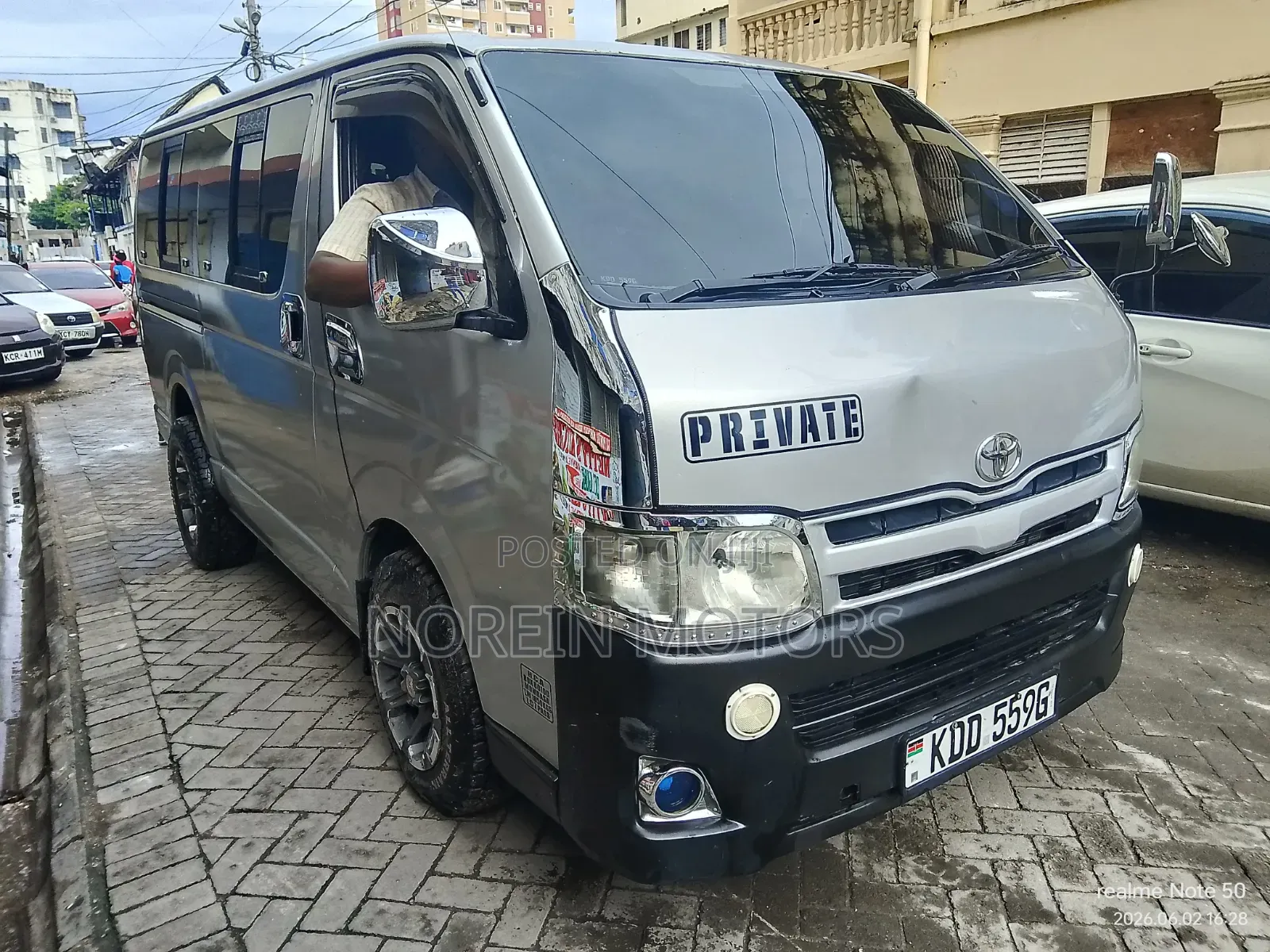 Toyota HiAce SV Premium 2013 Silver