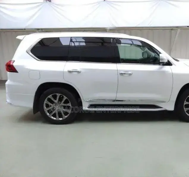 Lexus LX 570 AWD 2018 Pearl