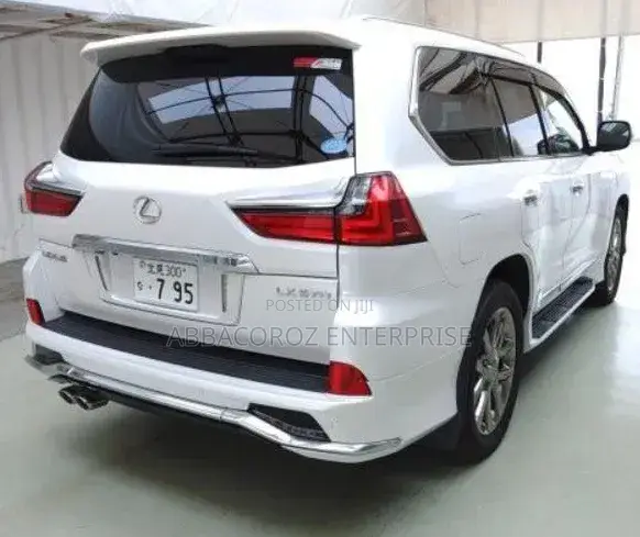 Lexus LX 570 AWD 2018 Pearl