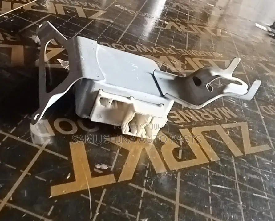 Steering Computer Toyota Axio/Fielder 141