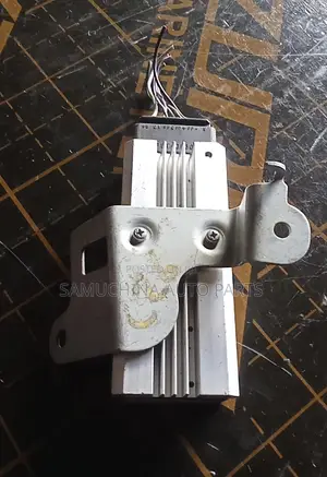 Fuel Pump Computer/ Module Nissan Serena C26