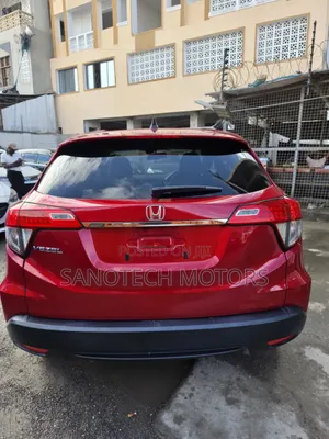 Honda Vezel 2019 Red