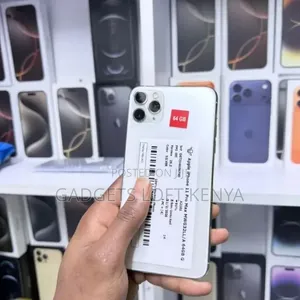 New Apple iPhone 11 Pro Max 256 GB White