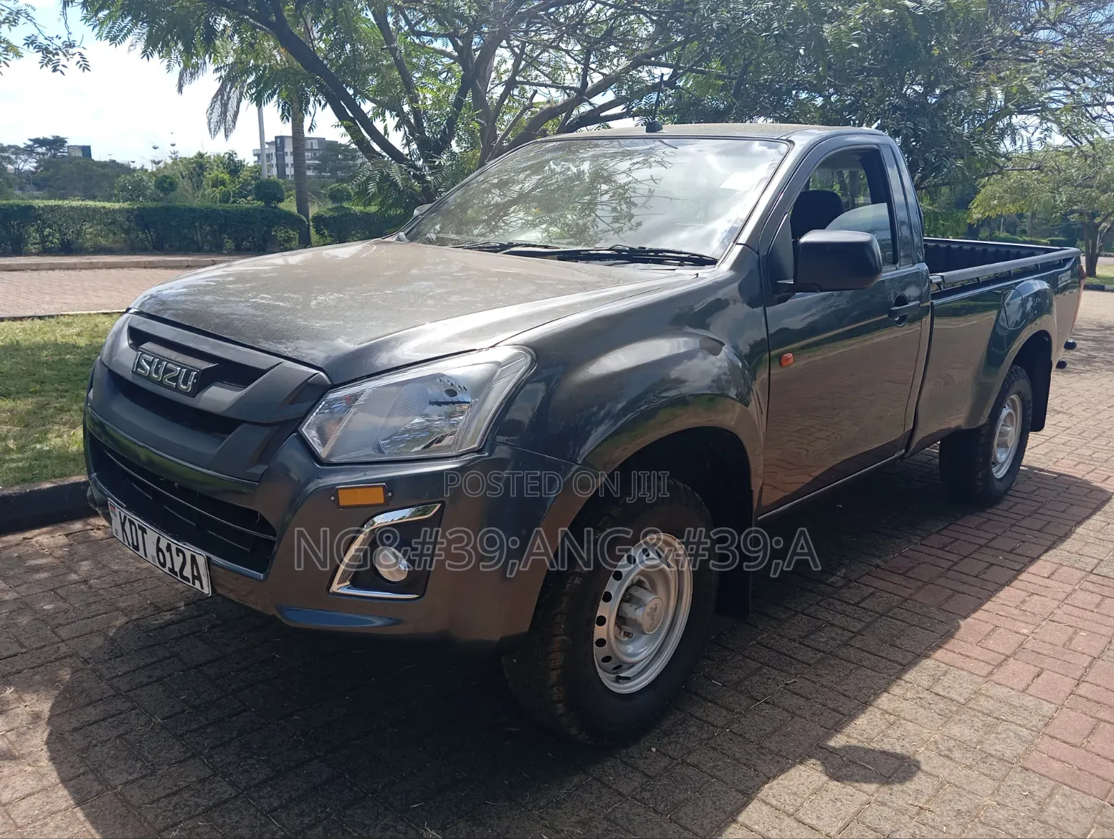 Isuzu D-MAX 2022 Gray