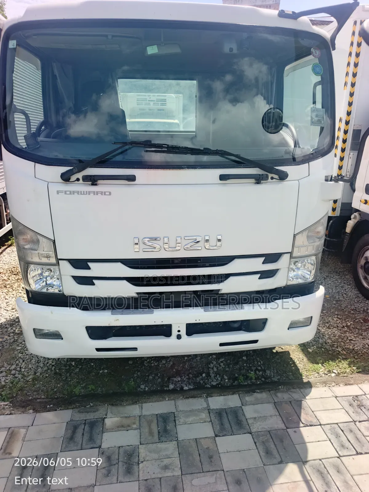 Isuzu Forward 2019 White