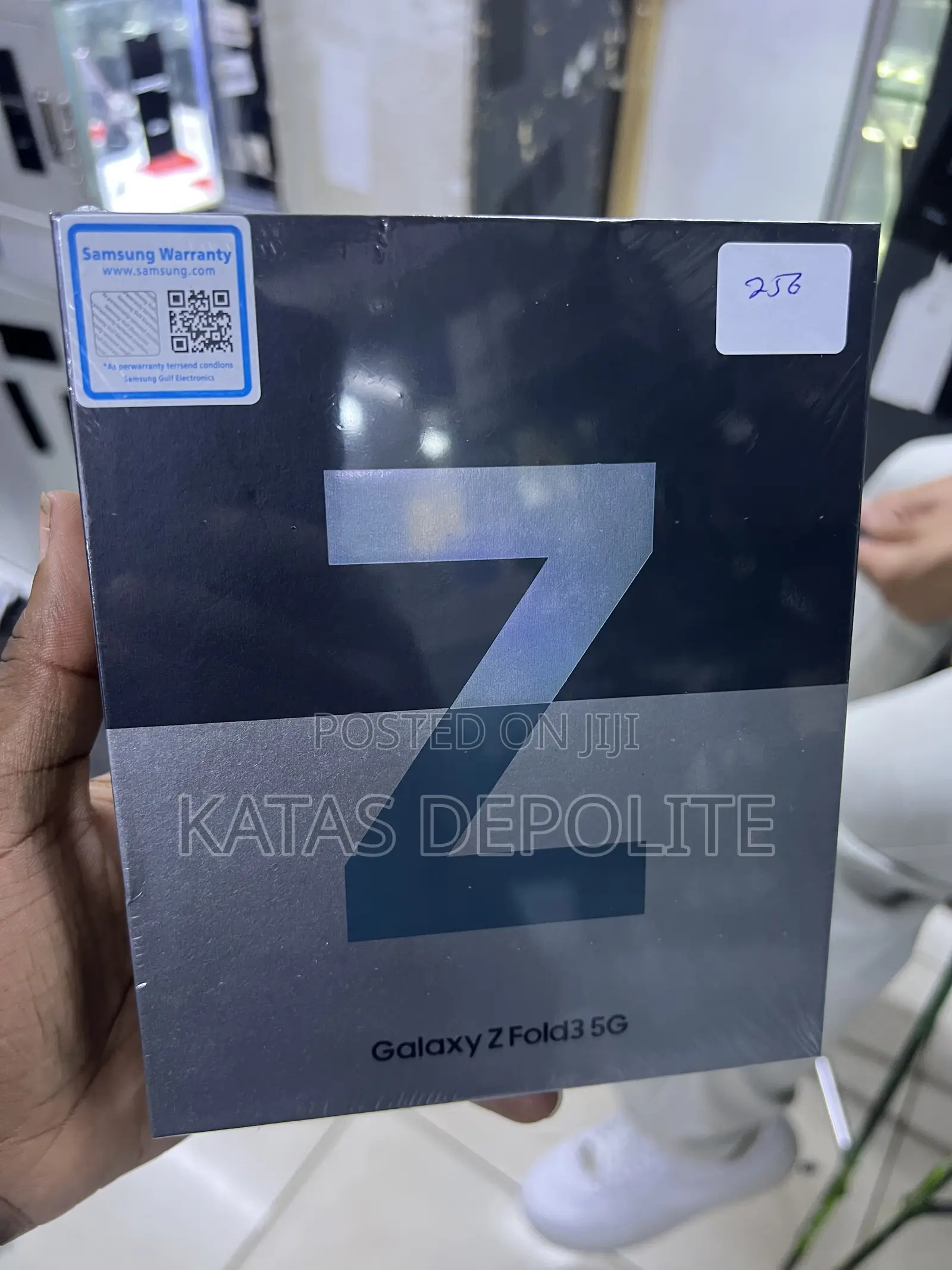 New Samsung Galaxy Z Fold 3 256 GB Black