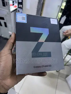 New Samsung Galaxy Z Fold 3 256 GB Black