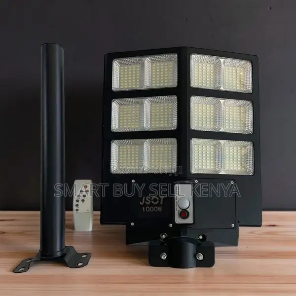 High Capacity Energy Storage 1000 Watts Security Solar Street Light
